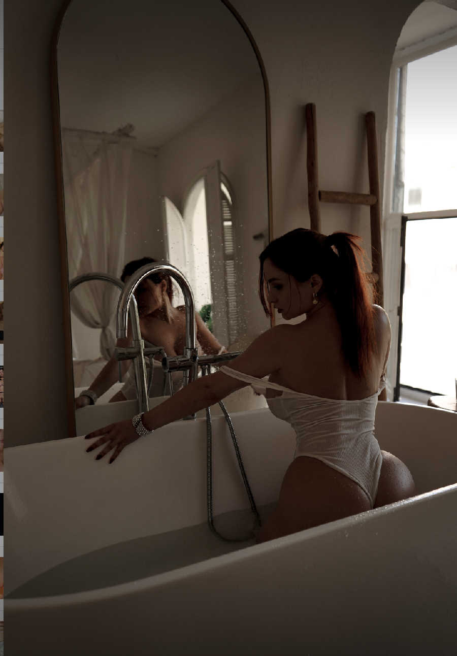 A playful frame from Miranda Faith nude — online in Port Vila